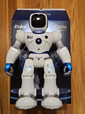 Ruko Carle FutureX White & Blue Robot Toy